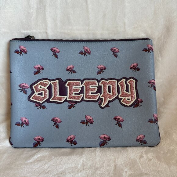 NWT! Coach F73272 Disney Snow White Sleepy Blue Leather Pink Large Wristlet Bag - Picture 1 of 9